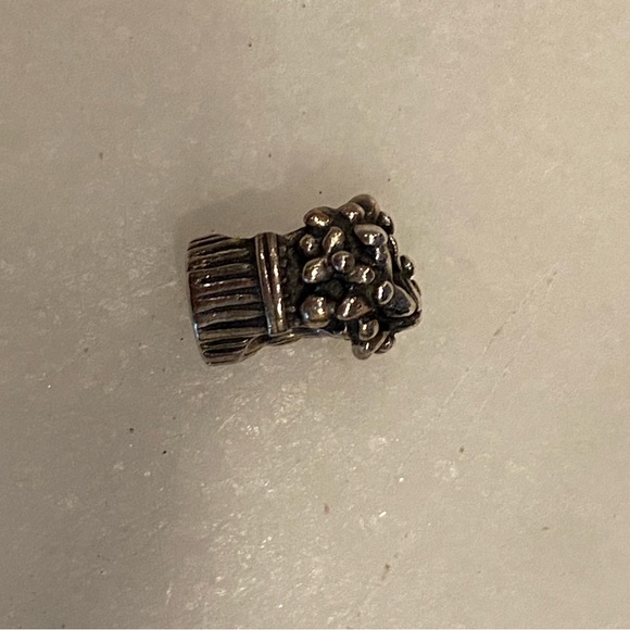 Pandora Floral Love CHARM - Picture 3 of 5